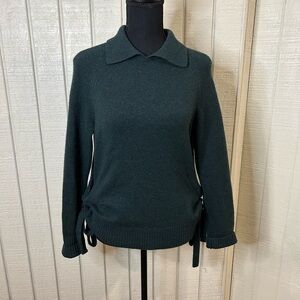 Frame Le Side Tie Crop Sweater, size medium.  Some light pilling (see pictures).